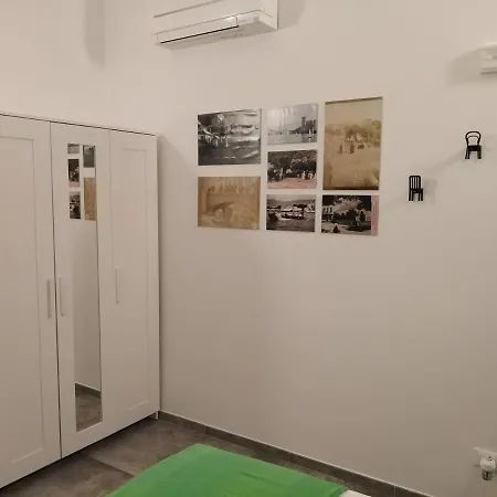 Alojamento de Acomodação e Pequeno-almoço Il Ghiro 3*